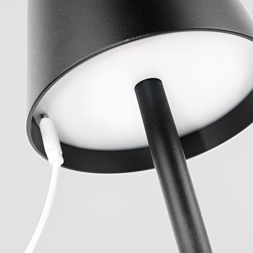 Bordlampe med Touch-Betjening – Elegant og Genopladelig LED