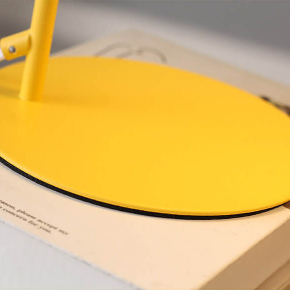 Moderne Bordlampe i Jern med Blødt Lys og Farverigt Design