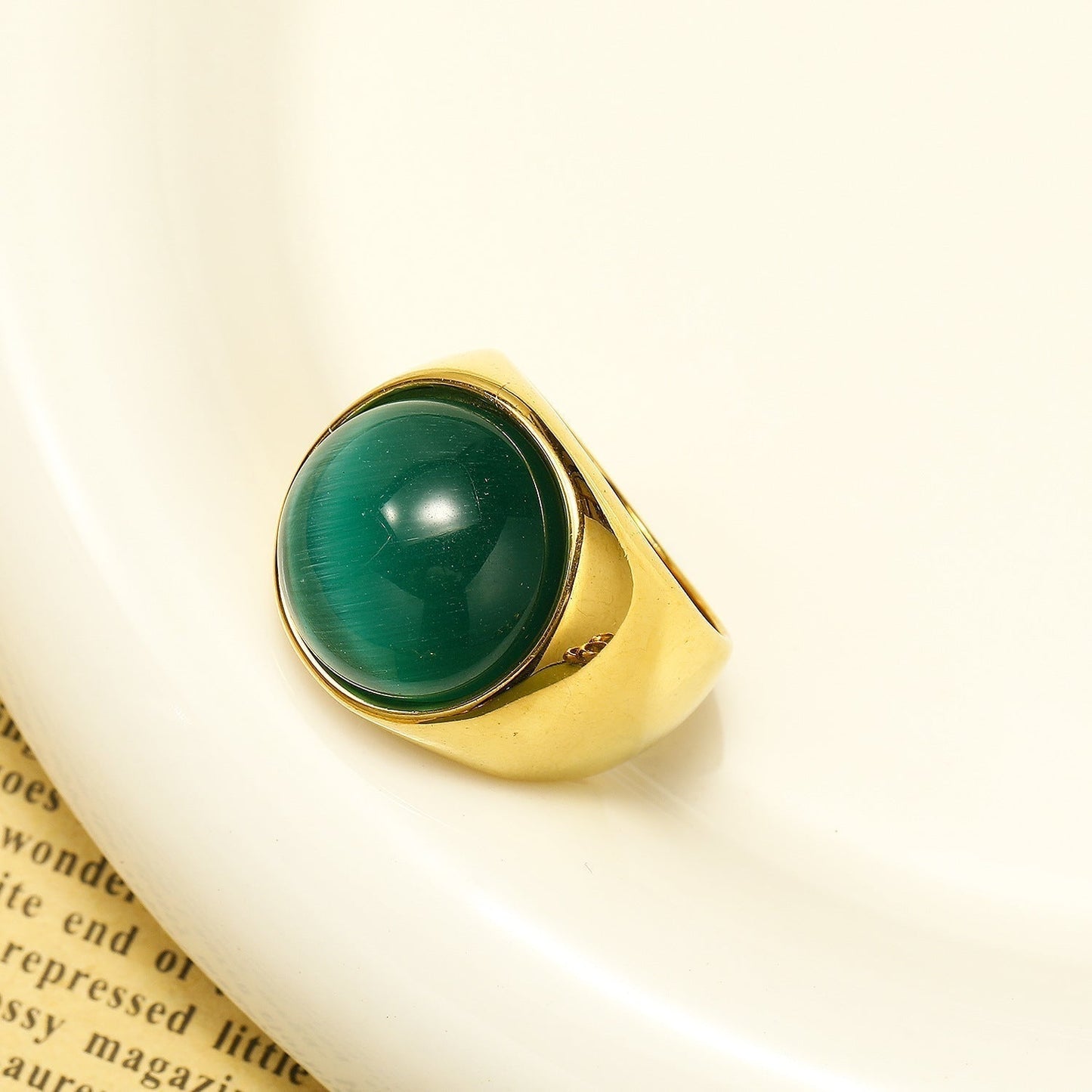 Storslået Katteøje Ring – Celestia