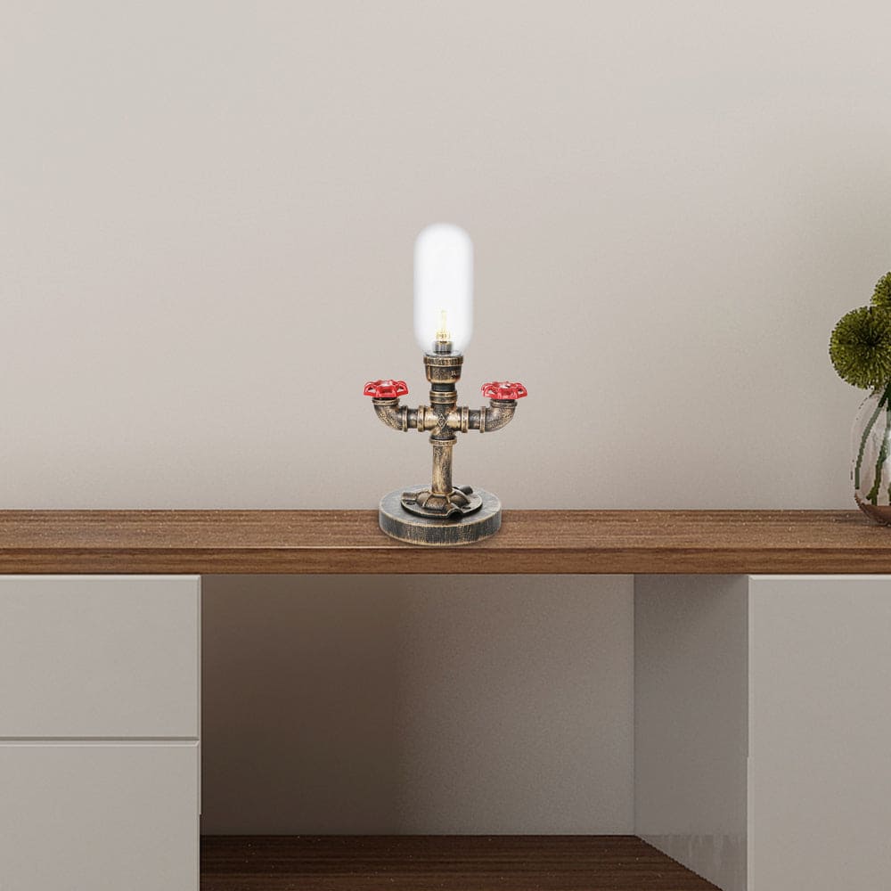 Moderne Industriel Bordlampe med Holdbart Metalrørdesign