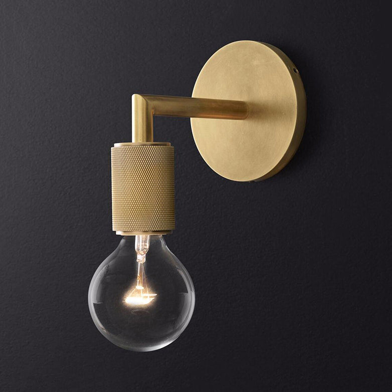 Elegant Væglampe i Messing med Dobbelt Lyskilde Design