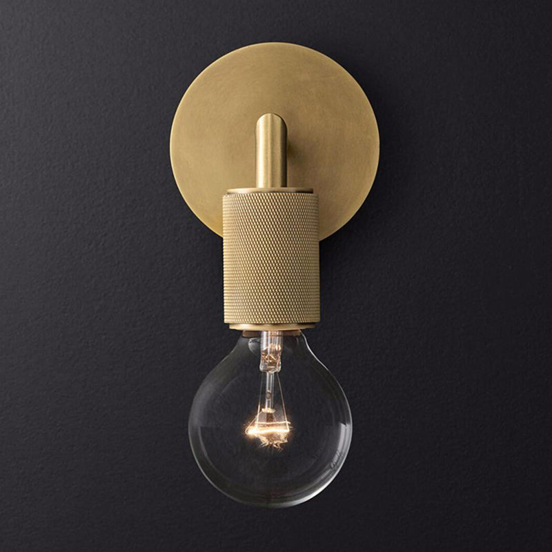 Elegant Væglampe i Messing med Dobbelt Lyskilde Design