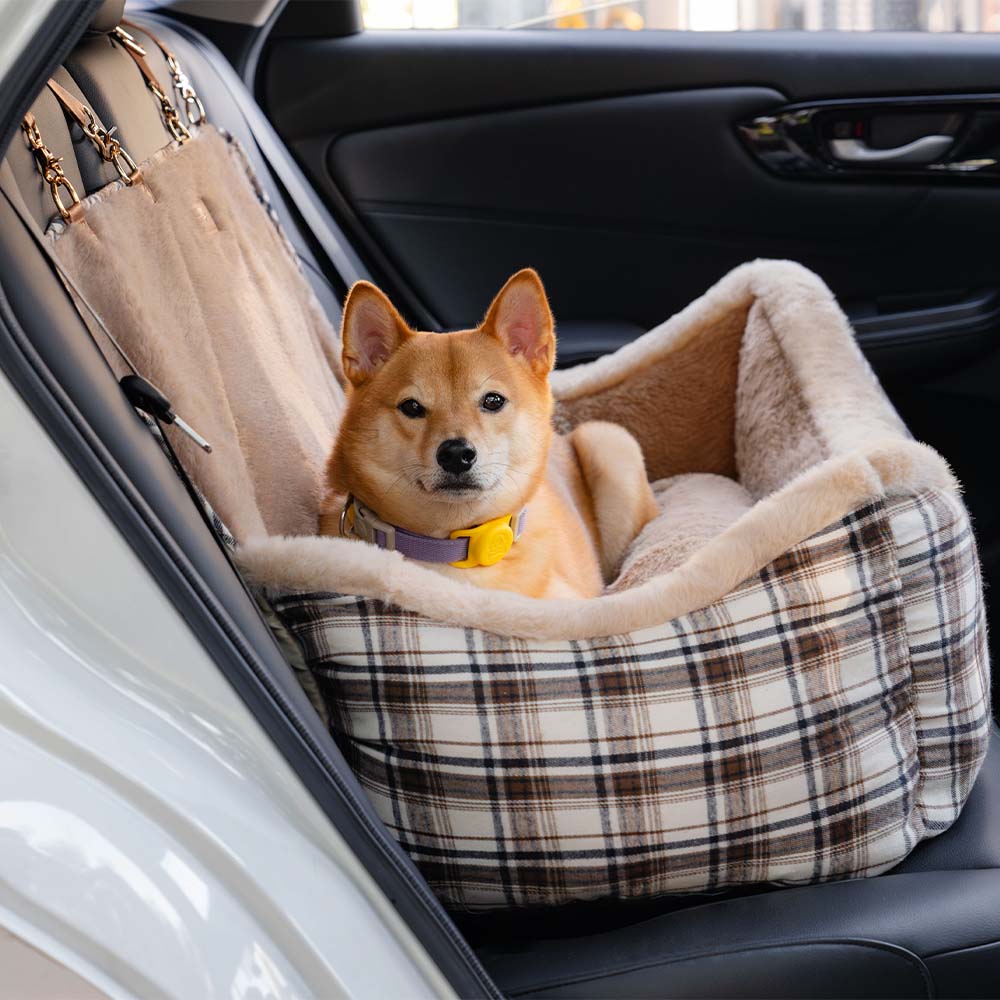 Säker och Bekväm Bilbarnstol för Djur – PetGuard TravelNest