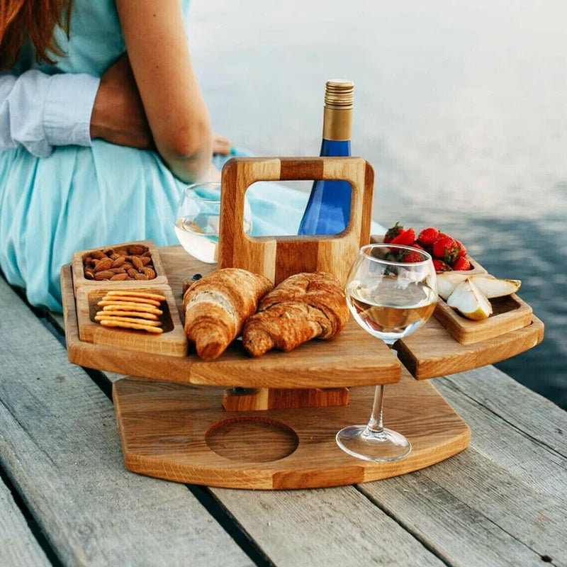Elegant træ picnicbord til vin – funktionelt og stilfuldt