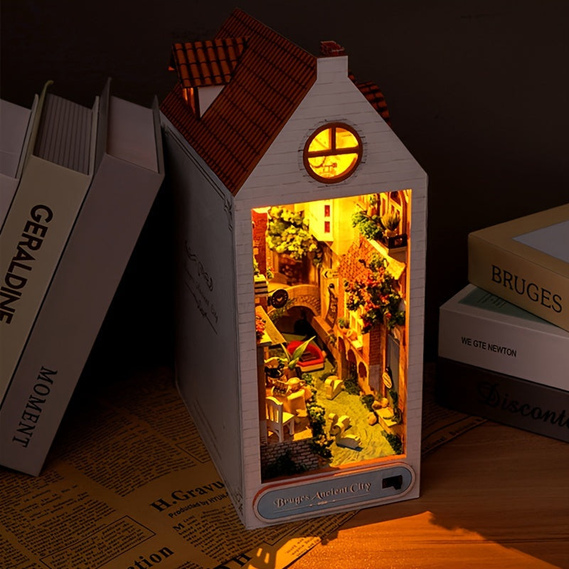 3D Bogholder i Træ – Magisk Hus fra Den Gamle By