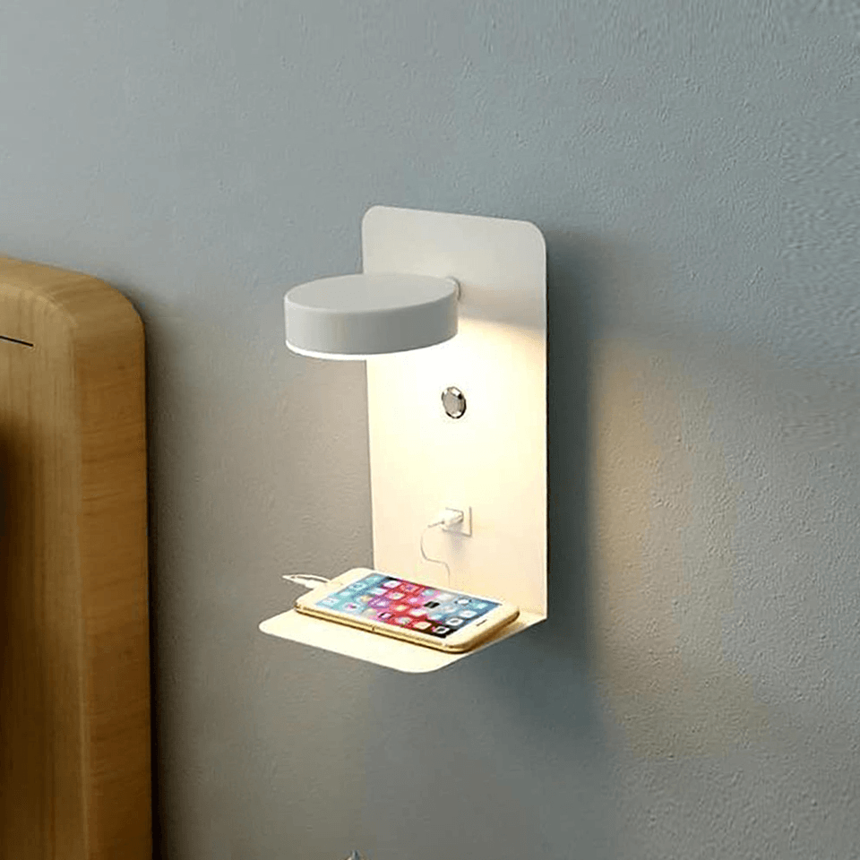 Justerbar LED Væglampe med Hylde og USB Opladning