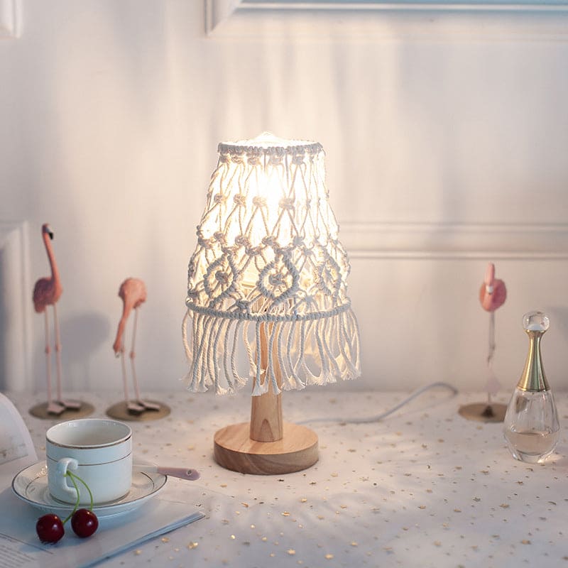 Flexibel Konisk Lampa med Elegant Keramisk Bas