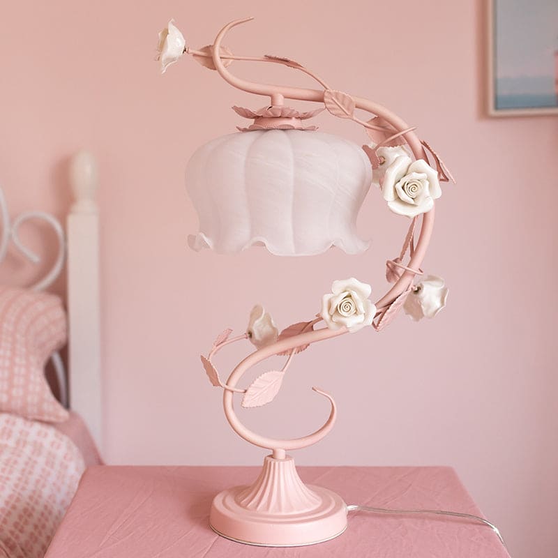 Romantisk Bordlampe med Keramisk Rose og Blød Belysning
