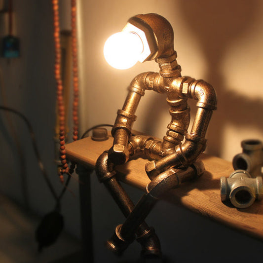 Moderne Bordlampe med Legende Robotdesign
