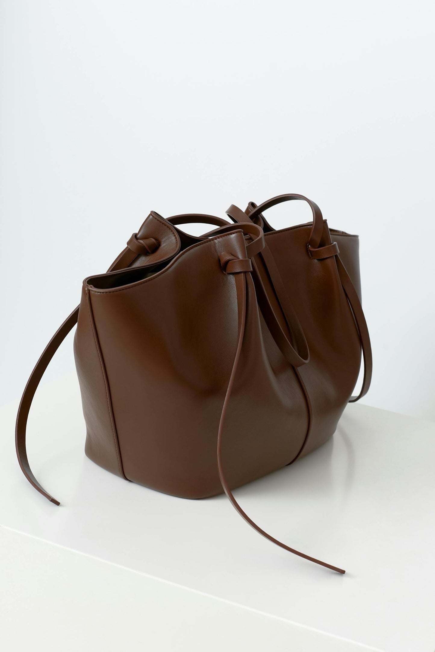 Elegant håndtaske – Tidløs og praktisk
