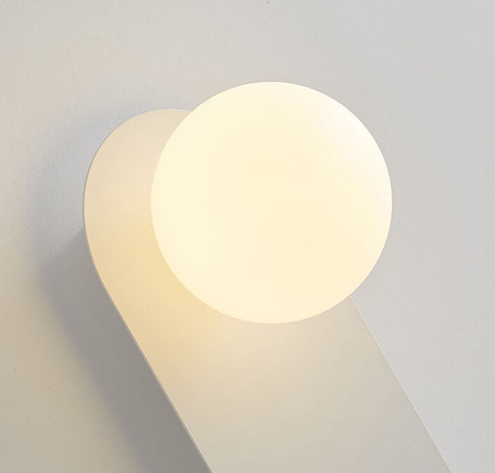 Elegant Væglampe i Glas og Metal - Moderne Design