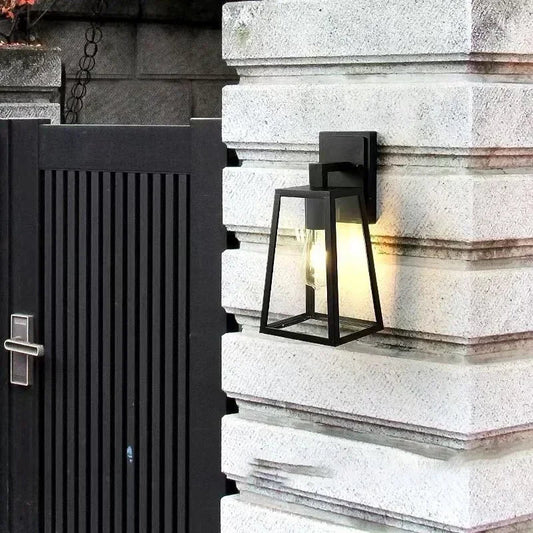 Elegant utomhuslampa i aluminium med superljust LED