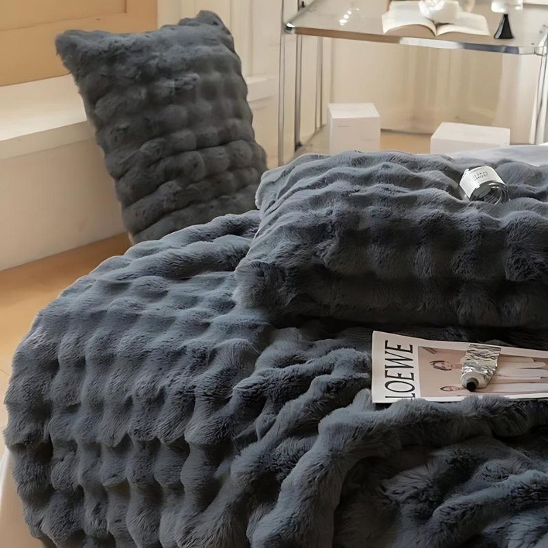 Mjuk Fleecedyna med Pälslook – Lyx & Komfort i Ett