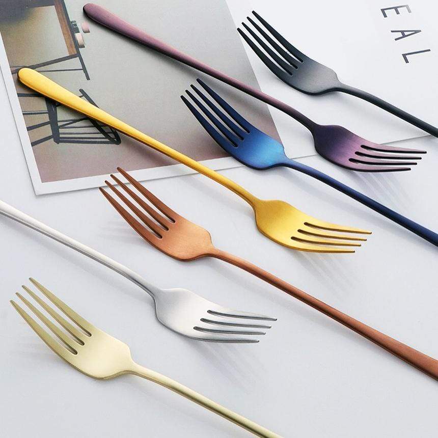 Modernt bestickset i rostfritt stål – Elegant och hållbar gaffel