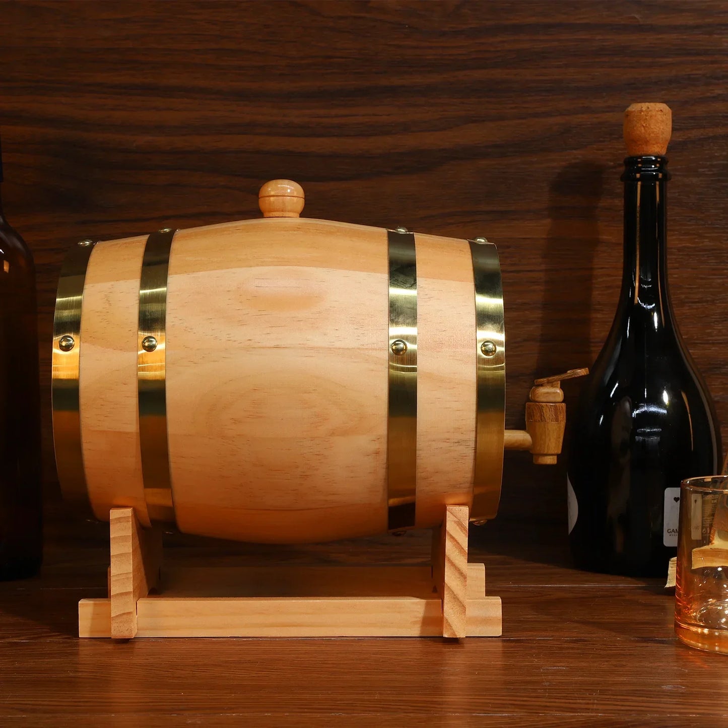 3L Whiskyfad i Træ med Tap og Stand – Elegant Servering