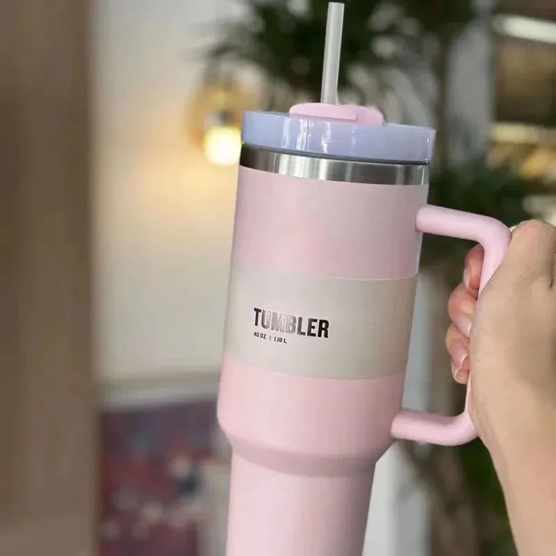 Isoleret Drikkebeholder med Tæt Låg og Sugerør – ChillTumbler