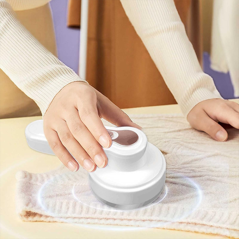 Genopladelig USB Fusselkniv med 3-klinge og sugefunktion til tøj
