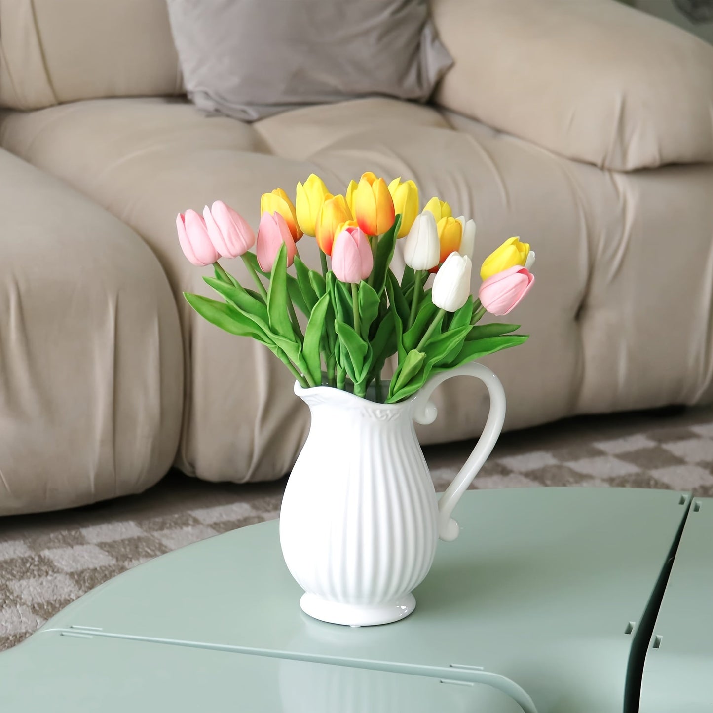 Sæt med 10 Realistiske Tulipaner – Ideelle til Bryllupper og Indretning