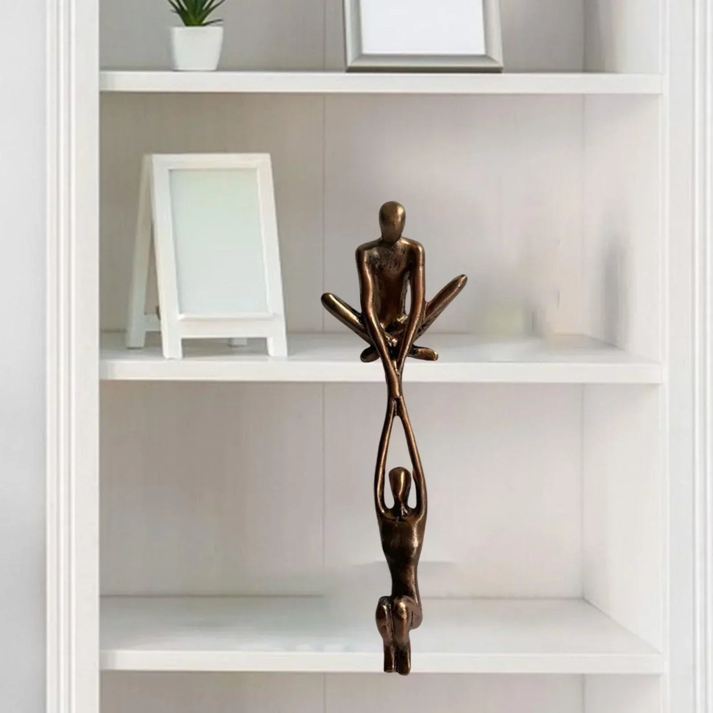 Kärlekens Symmetri | Unik Skulptur för Hemmet