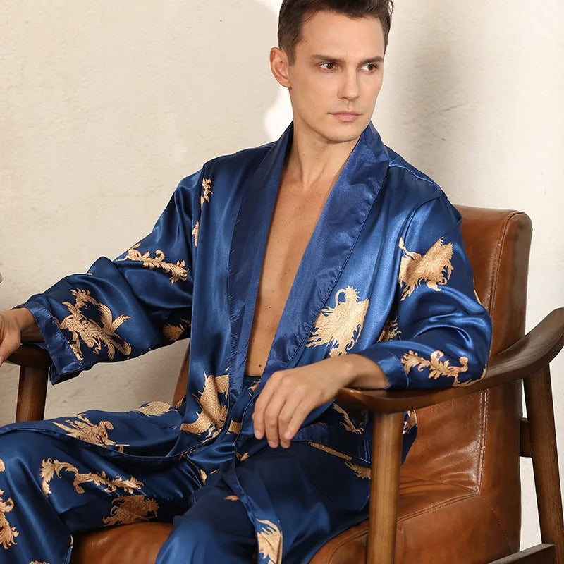 Elegant Silkekimono Sæt med Drageprint – Luksus Komfort