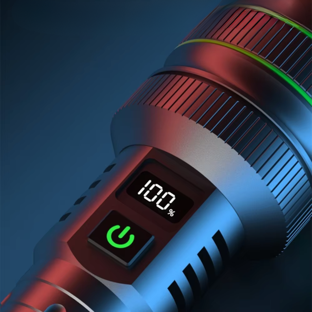 Superstærk LED-lommelygte med justerbart zoom - LuminMax