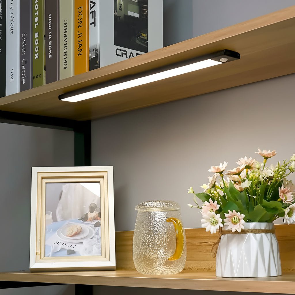 Trådlös LED-skåpbelysning med rörelsesensor – Enkel Installation