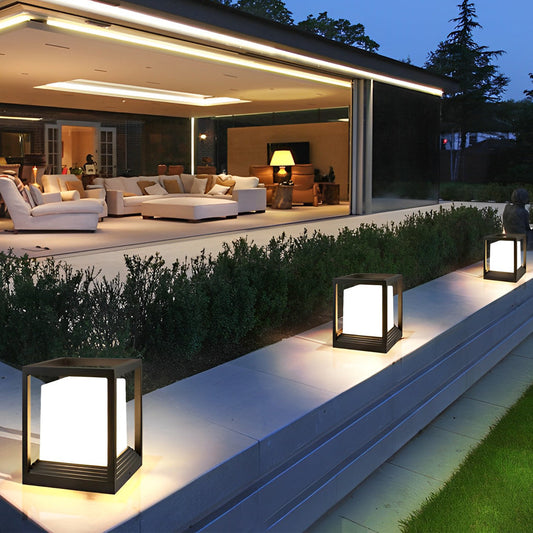 Solcellsdriven Utomhus-LED-lampa i Svart Aluminium