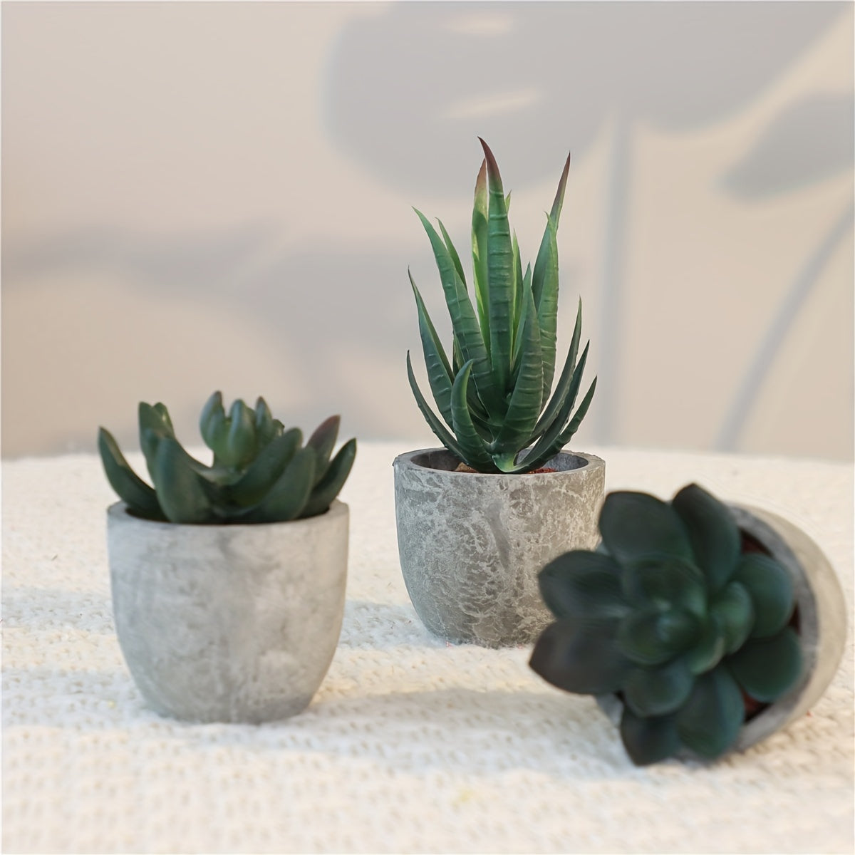Elegant Mini Kunstplanter med Cementlook – Perfekt til Indretning