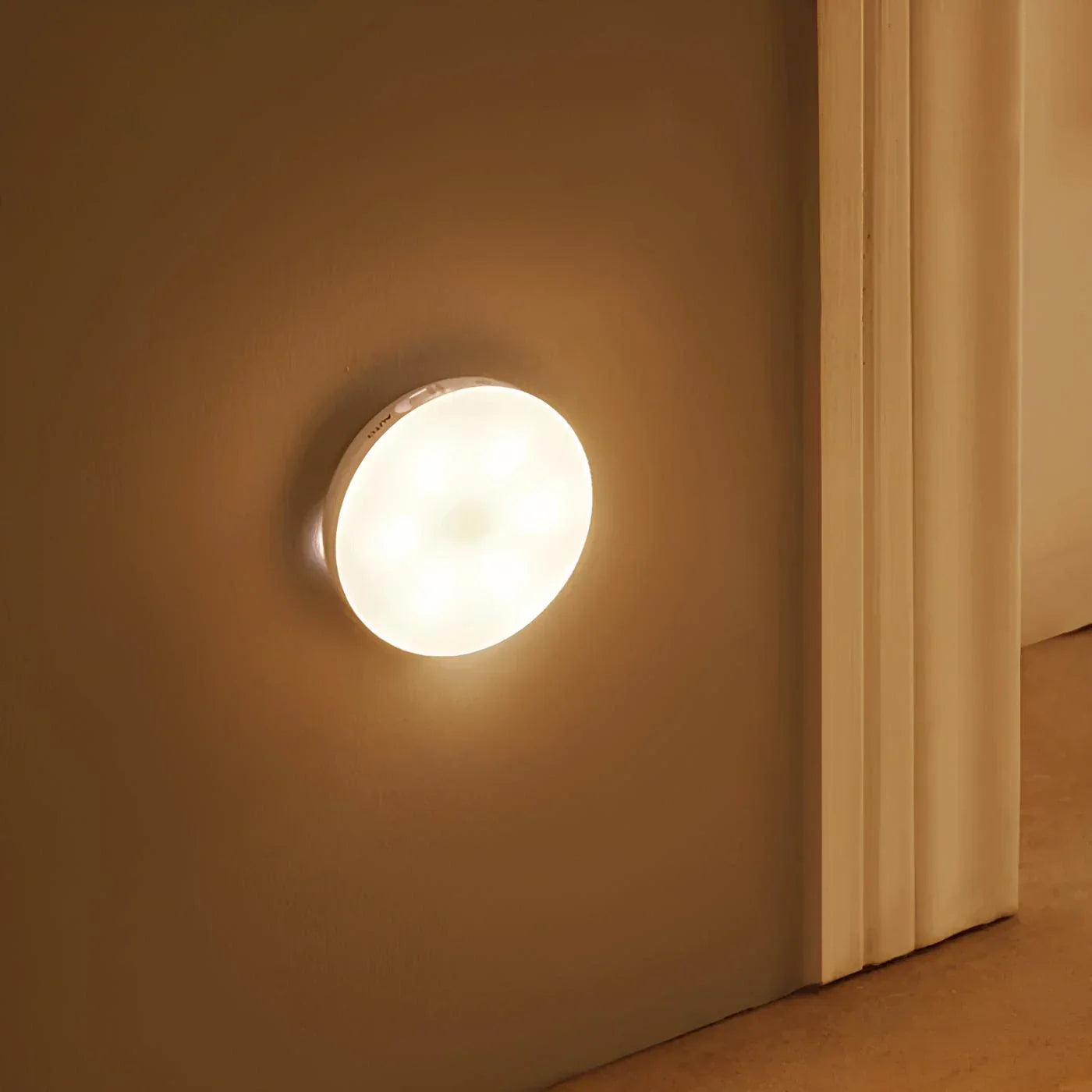 Trådløs LED-lampe med bevægelsessensor – Nem installation
