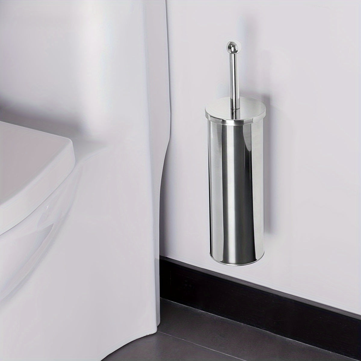 Elegant toiletbørste med langt håndtag og hygiejnisk holder