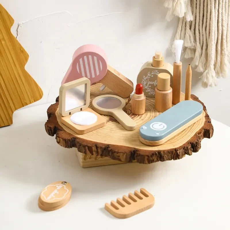 Skönhetsset i trä för barn – Kreativ frisör och make-up