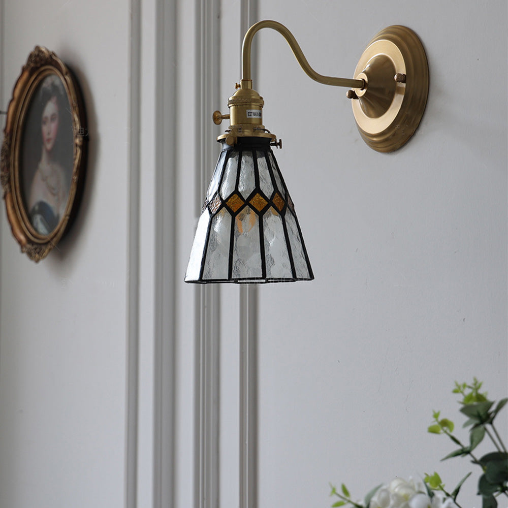 Væglampe med Vintage Glas – Stilfuld og Stemningsfuld Belysning