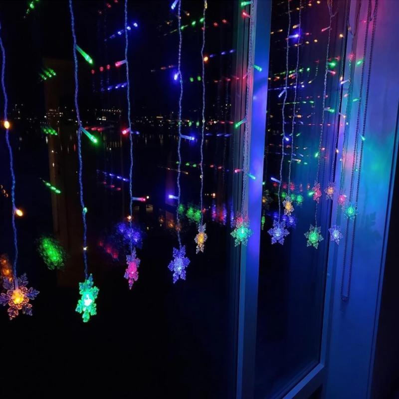 LED Ljusslinga med Snöflingor | Inomhus och Utomhus