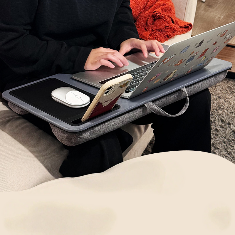 Kompakt Skrivebord til Studerende med Moderne Design