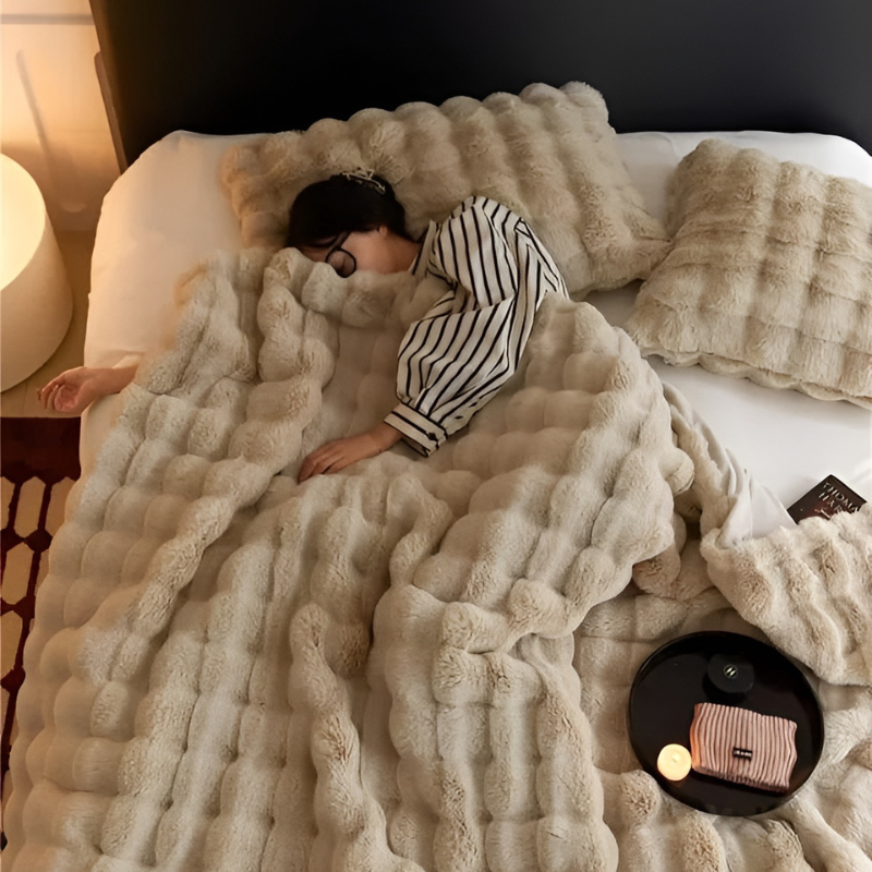 Mjuk Fleecedyna med Pälslook – Lyx & Komfort i Ett