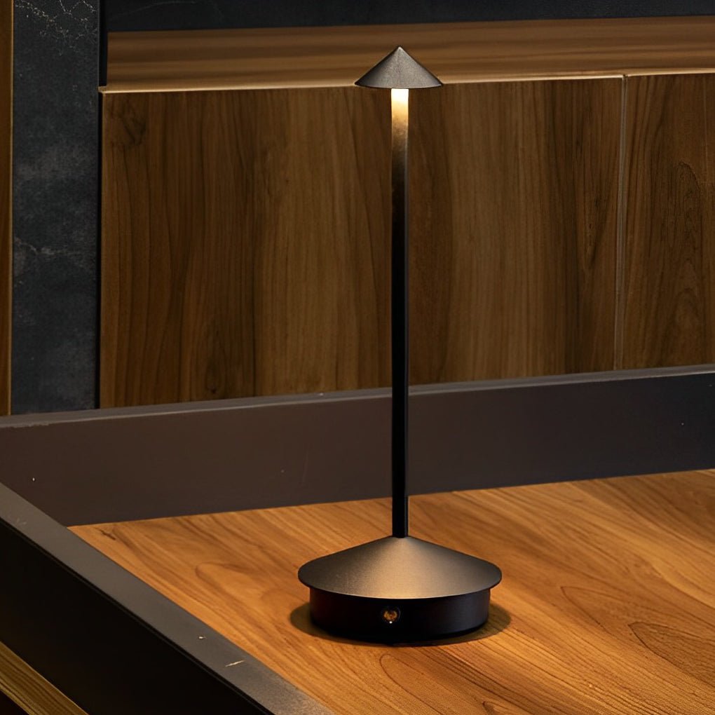 Trådløs Bordlampe med Dæmpbar LED & Lang Batterilevetid
