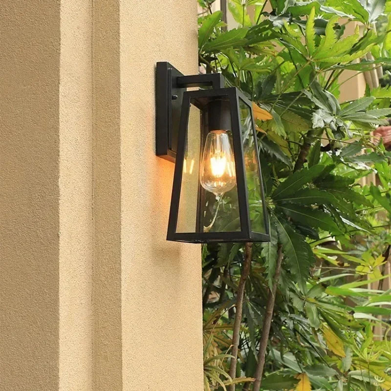Elegant Udendørslampe i Aluminium med Superlys LED