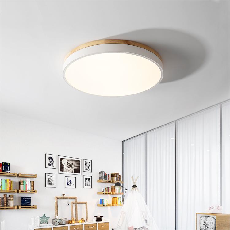 Moderne Loftlampe i Træ med Energibesparende LED