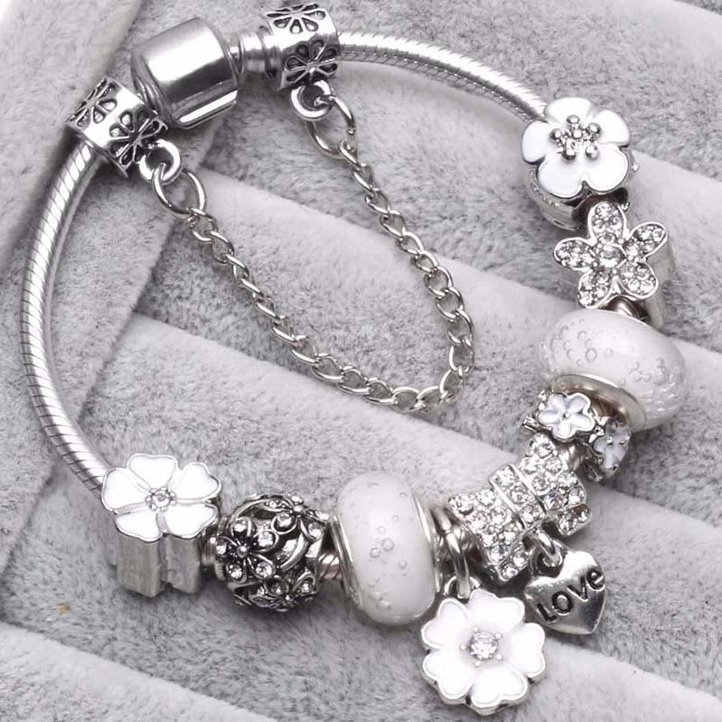Armband i 925 silver med vacker blomdetalj | Perfekt present till kvinnor