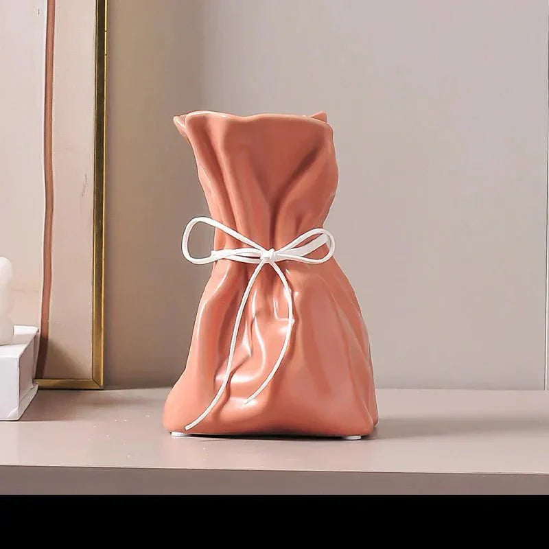 Elegant vase i genbrugsmateriale - Stilfuldt design - Miljøvenlig