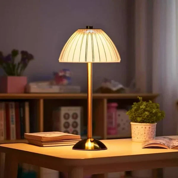 Elegante Trådløs Bordlampe med Justerbart Lys - GlowFusion