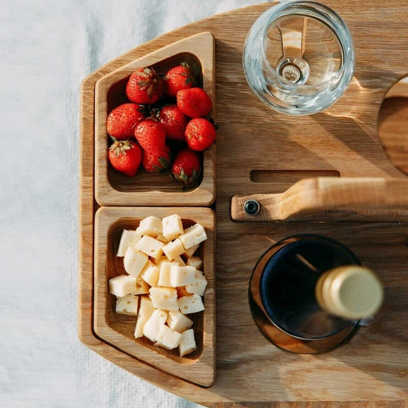 Elegant træ picnicbord til vin – funktionelt og stilfuldt