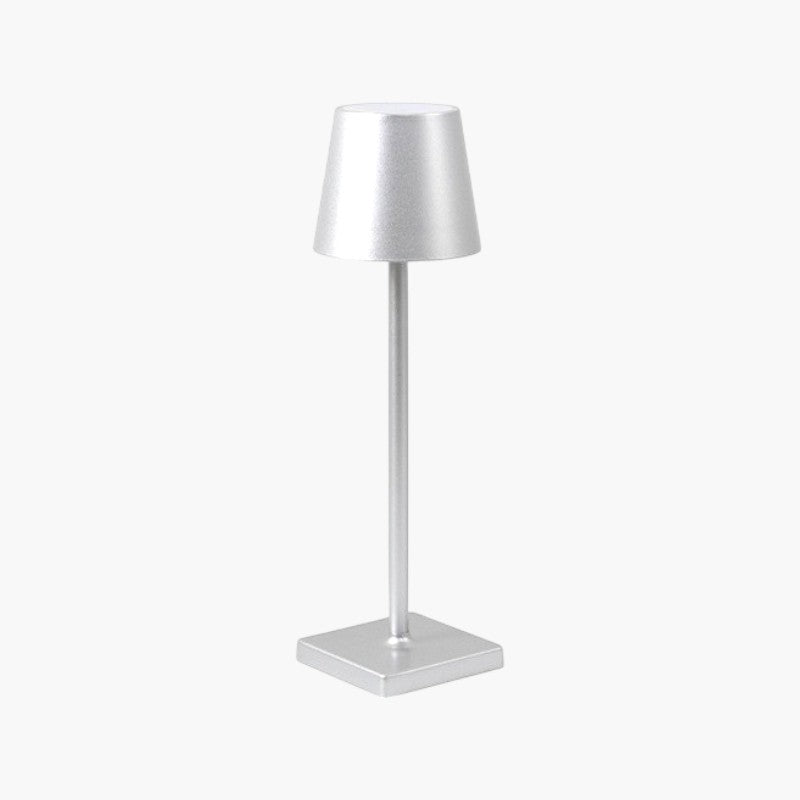 Bärbar LED-ficklampa – Kraftfull 130 Lumen & Väderresistent