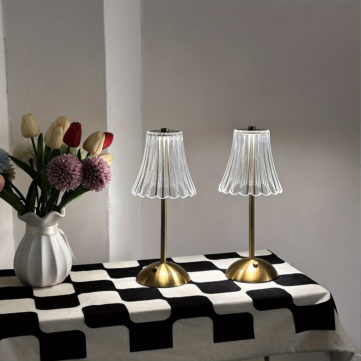 Elegant og Justerbar LED Bordlampe med Touch Sensor