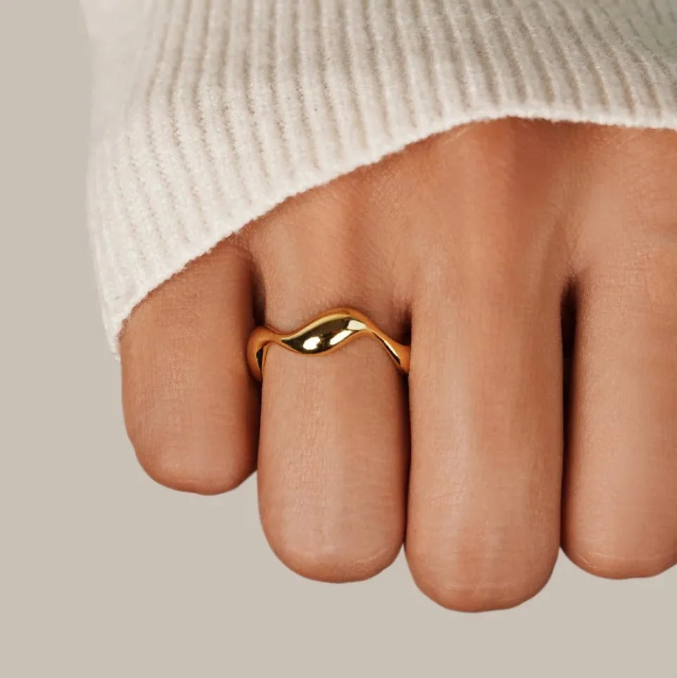 Minimalistisk Ring - Oceanisk Inspiration - 18K Guld og Sølv, Justerbar Størrelse - Perfekt til Enhver Begivenhed