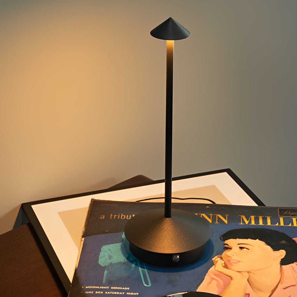 Trådløs Bordlampe med Dæmpbar LED & Lang Batterilevetid