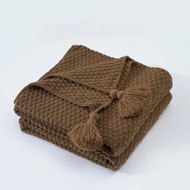 Stickad Ullfilt med Fransar - Nordic Hygge