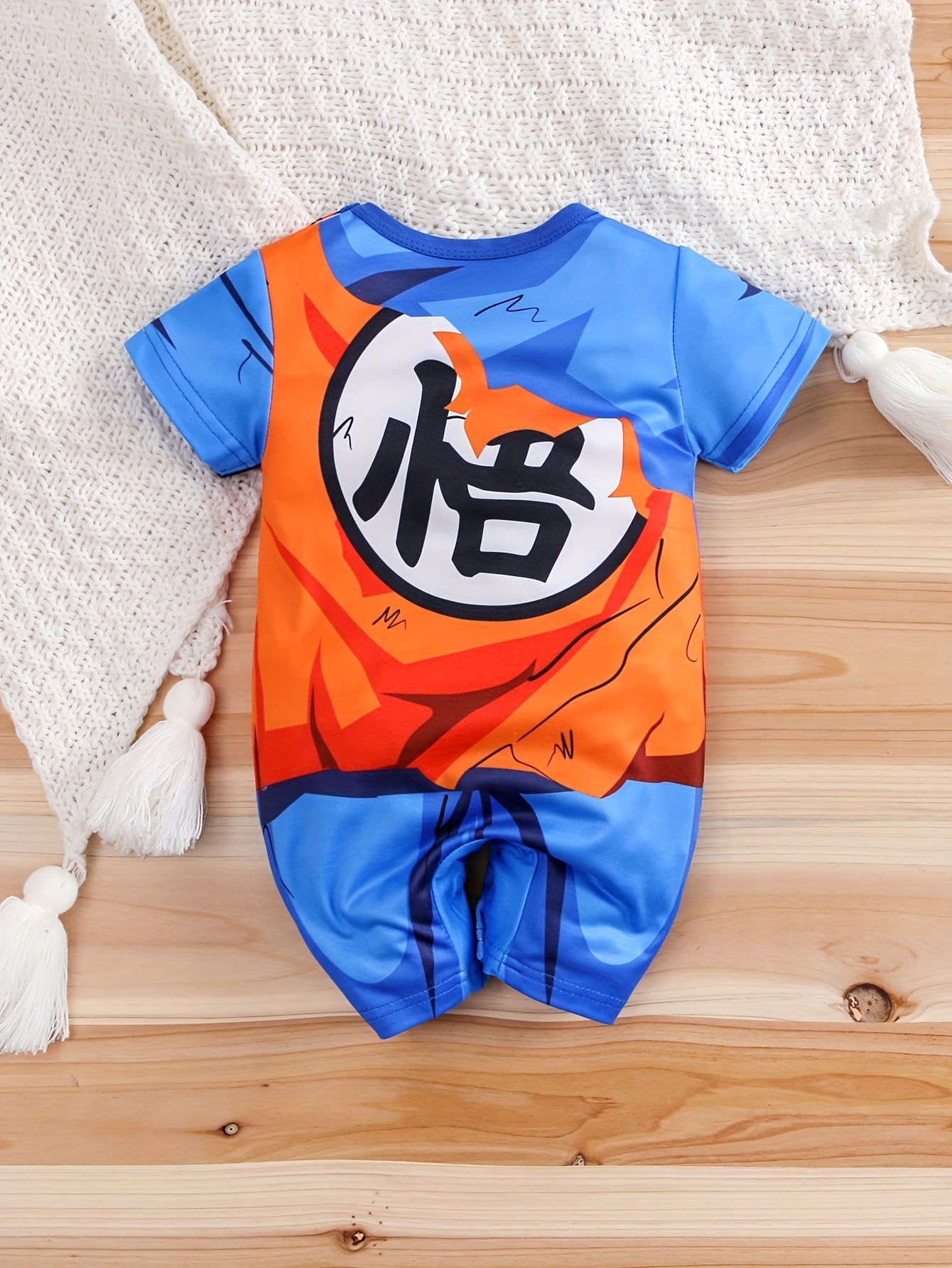 Behagelig Baby Romper med Anime Tema og Hurtig Lukning