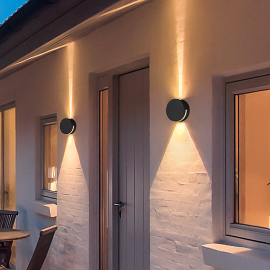 Stilren Rund Utomhus Vägglampa | IP65 Vattentät LED