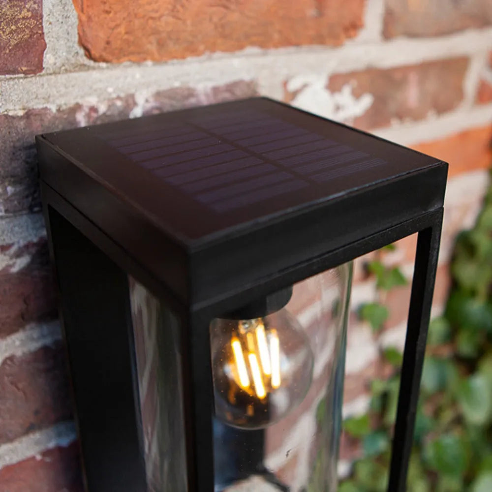 Elegant Utomhuslampa i Svart Metall med Glas och Solenergi
